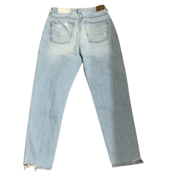 American Eagle Outfitters Mom Blue Mist Distressed Mom Jeans(Size 6Regular) - Picture 2 of 12